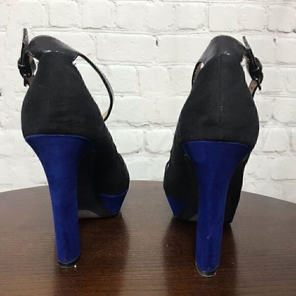 37 TRAFALUC suede open toe ankle strap sandals - Picture 3 of 8